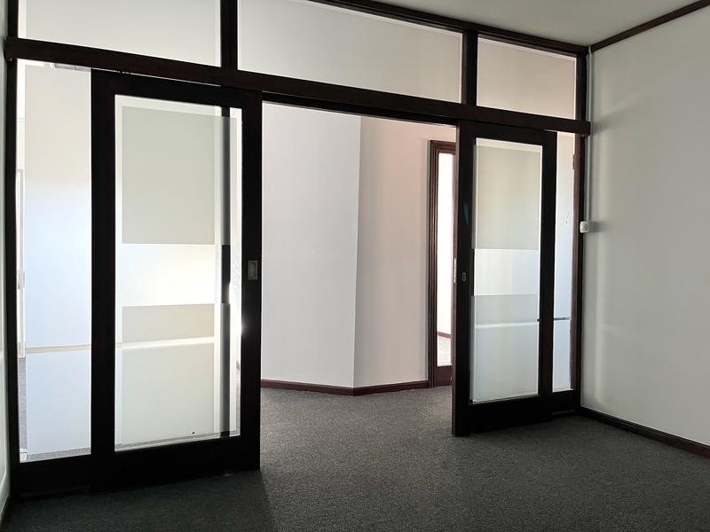To Let Commercial Property for Rent in Claremont Western Cape